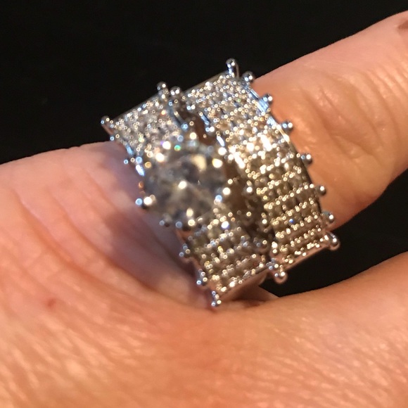 Wedding set - Picture 2 of 3